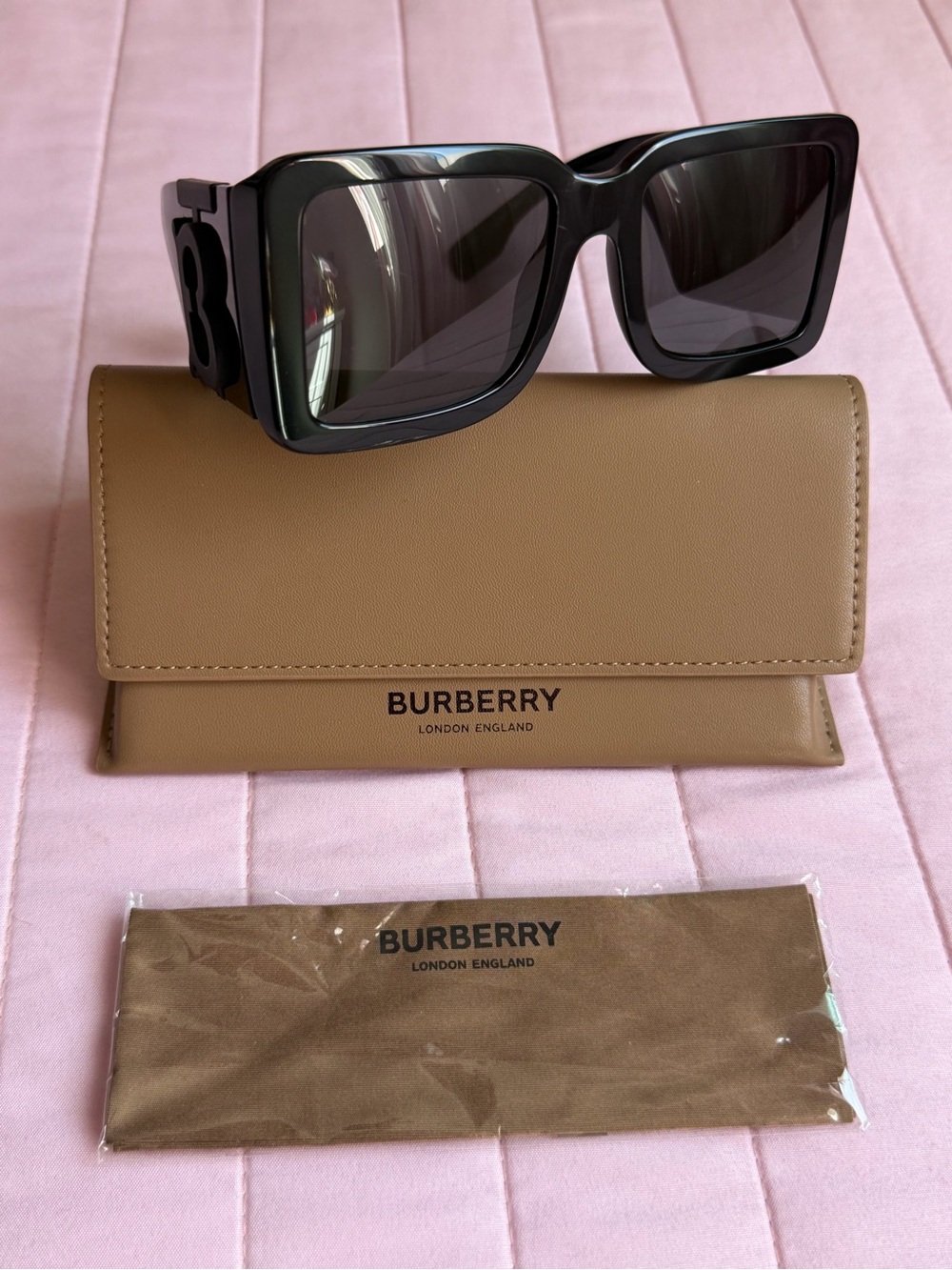 Burberry Black Oversized Square Sunglasses women authentic